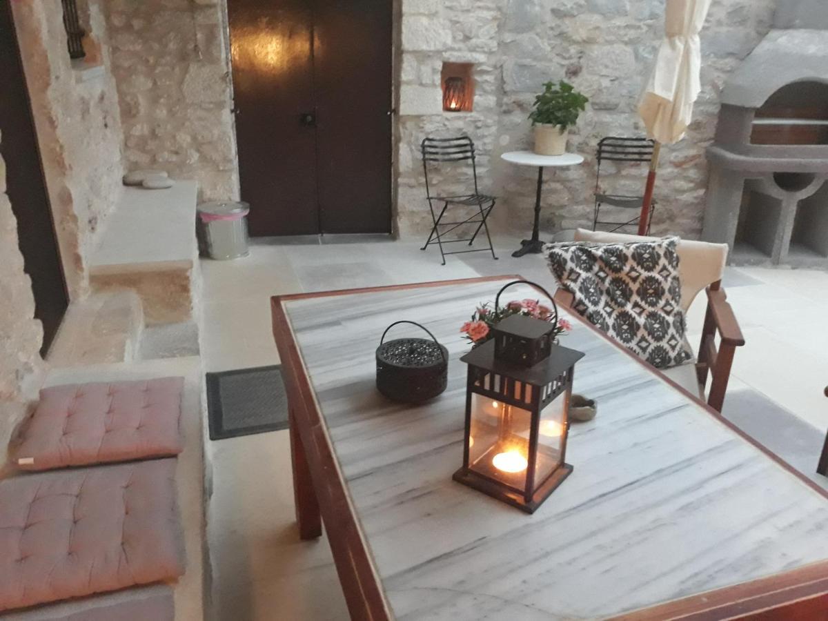 Aspasia House 이틸로 외부 사진