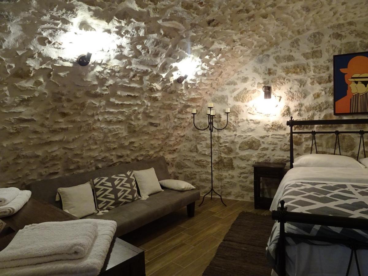 Aspasia House 이틸로 외부 사진